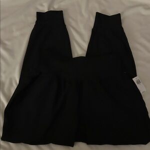 Old Navy Black “ NWT” joggers SZ: M